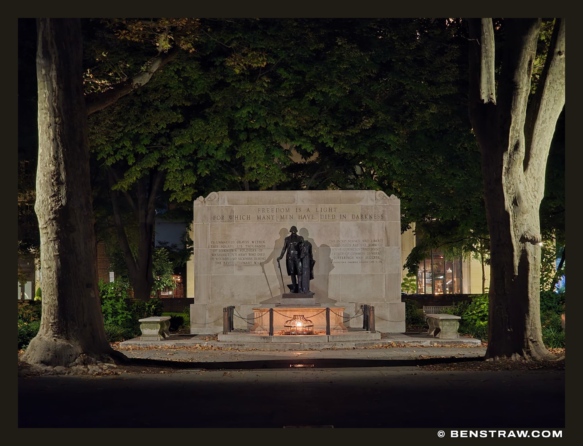 Photo of history and memorial in Independence Square, Philadelphia, Pennsylvania